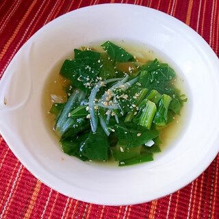 小松菜と玉葱の中華スープ